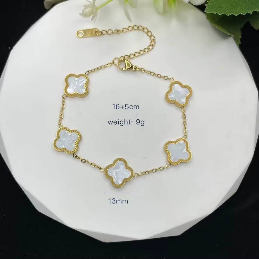 Clover Necklace celestejewels